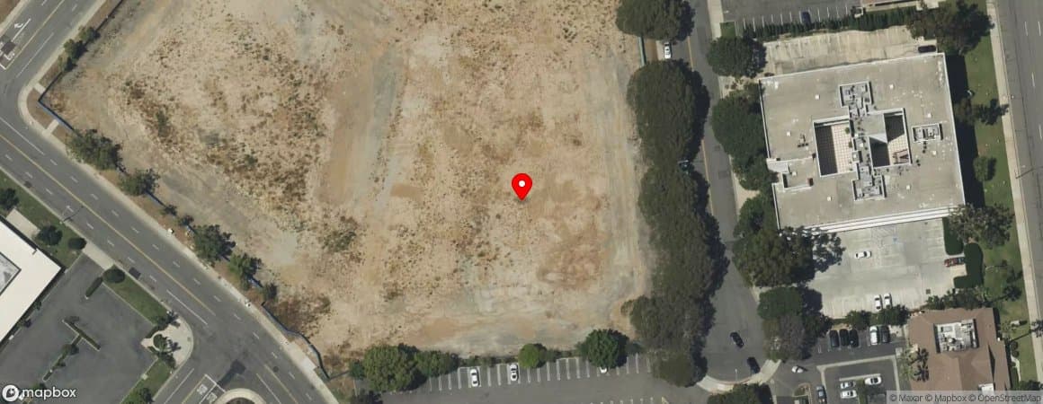 House image located at Newport Beach, California, 92660