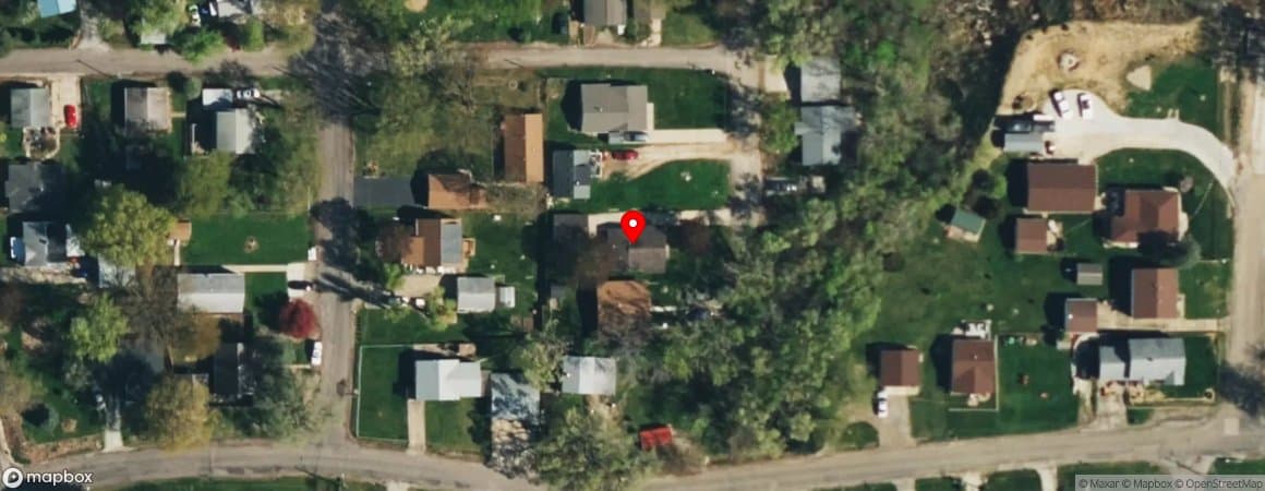 House image located at Creve Coeur, Illinois, 61610