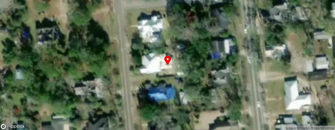 House image located at Chipley, Florida, 32428