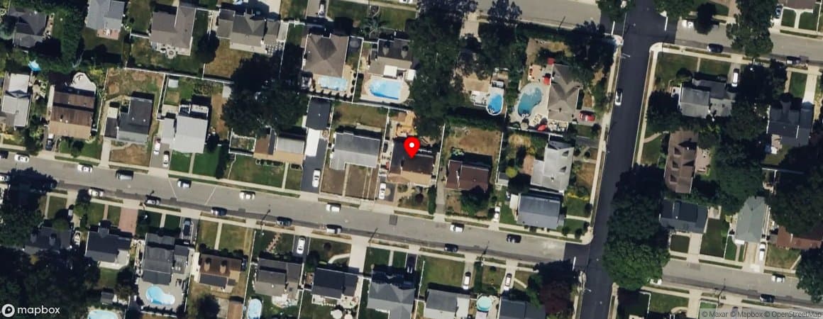 House image located at Massapequa Park, New York, 11762