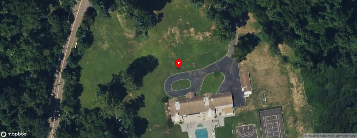 House image located at Old Westbury, New York, 11568