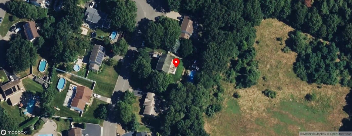 House image located at Ridge, New York, 11961