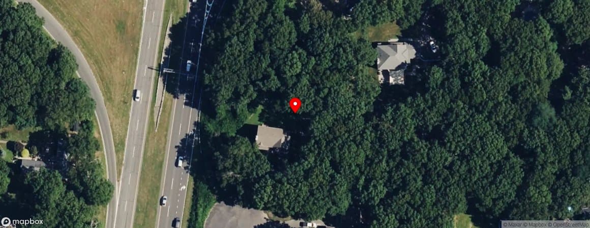 House image located at Ridge, New York, 11961