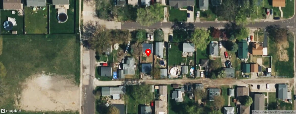 House image located at Creve Coeur, Illinois, 61610