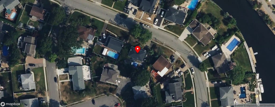 House image located at Massapequa Park, New York, 11762