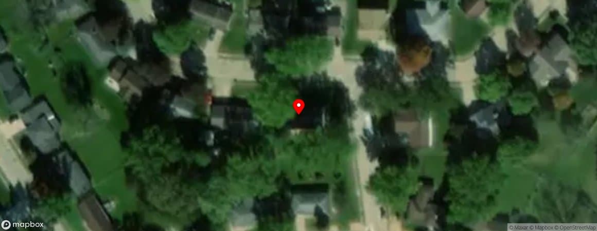House image located at Clinton, Iowa, 52732