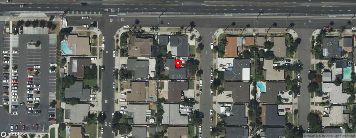 House image located at Santa Ana, California, 92707