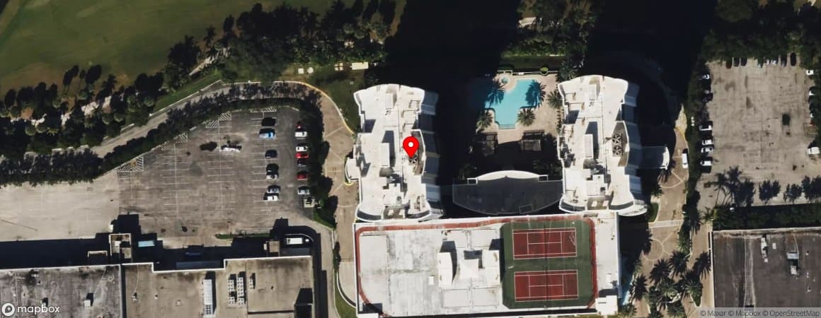 House image located at Hallandale, Florida, 33009