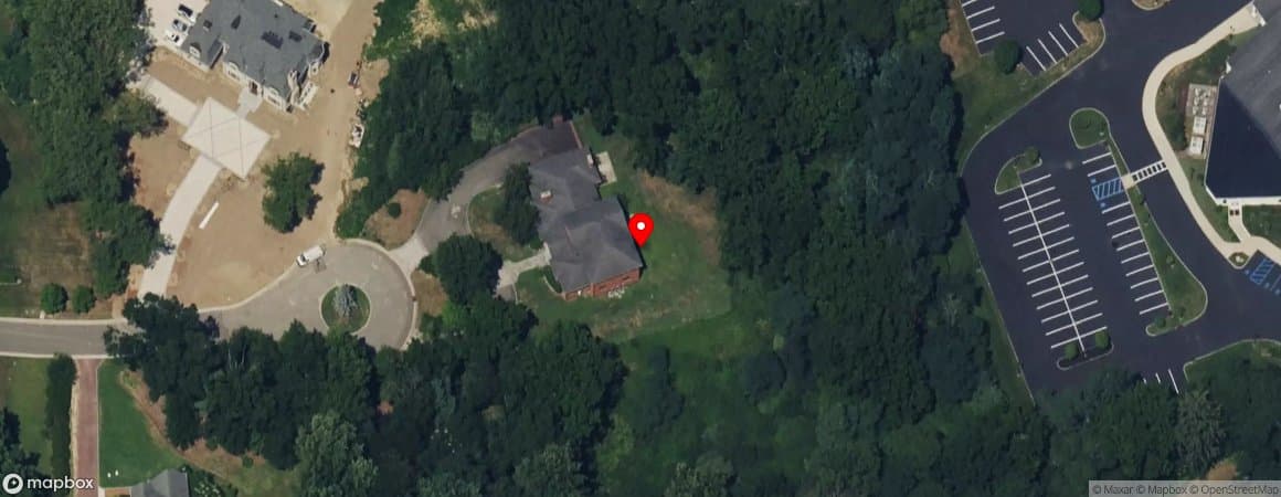 House image located at Old Westbury, New York, 11568
