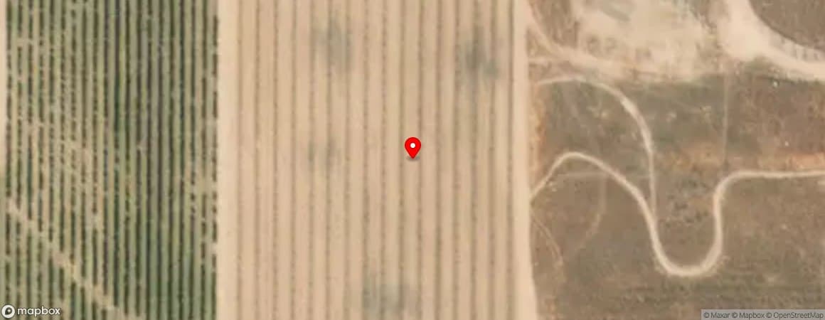 House image located at Kingsburg, California, 93631