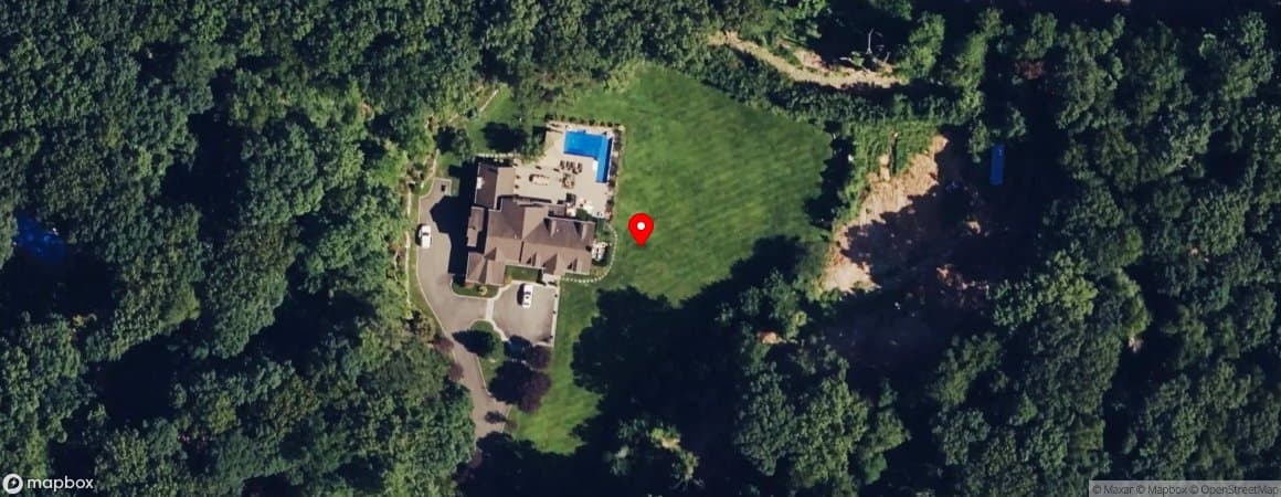 House image located at Mill Neck, New York, 11765