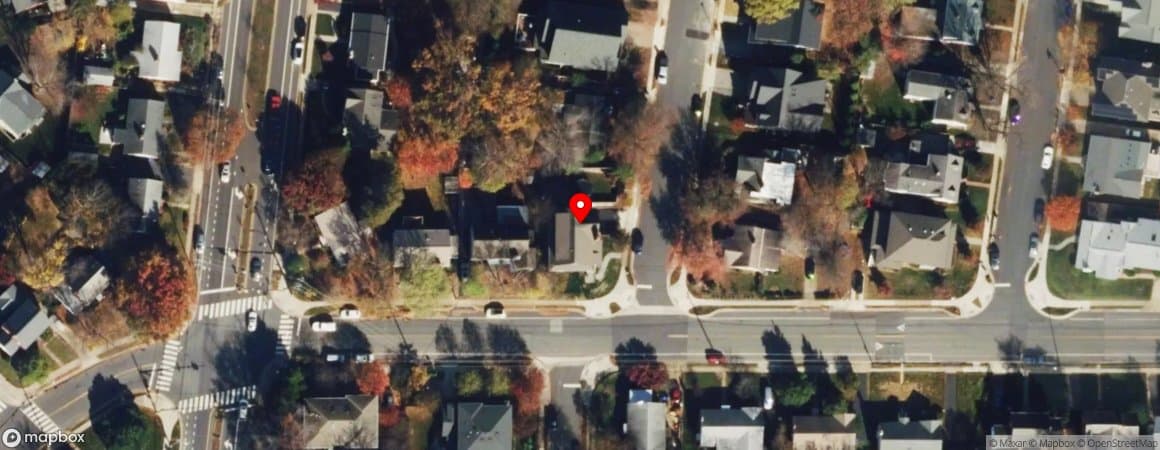 House image located at Arlington, Virginia, 22207