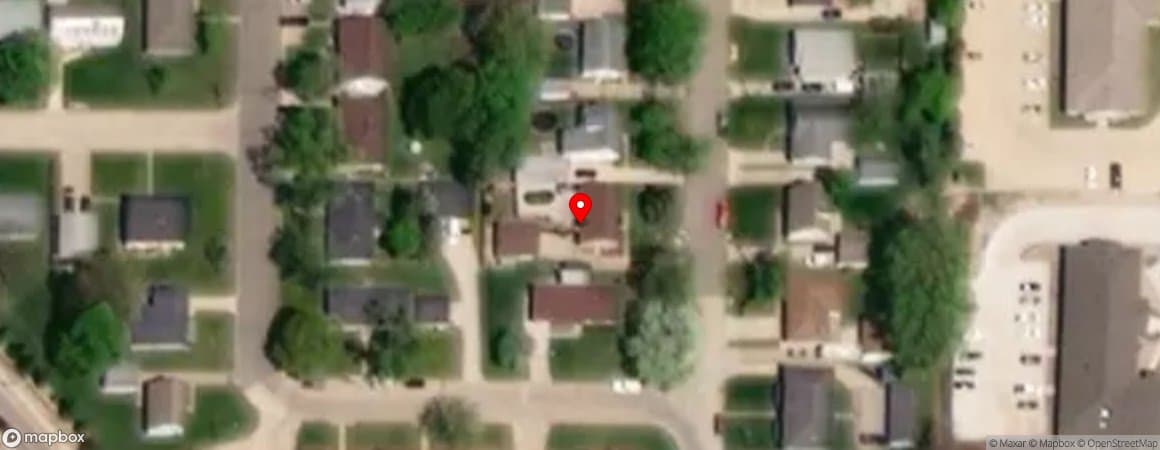House image located at Hiawatha, Iowa, 52233