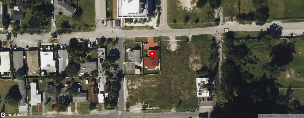 House image located at Hallandale, Florida, 33009