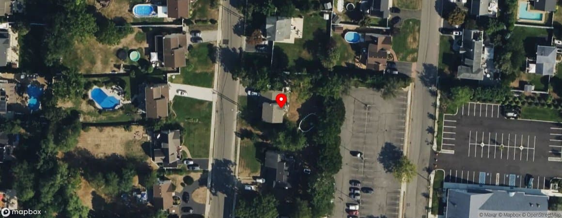 House image located at West Islip, NY 11795