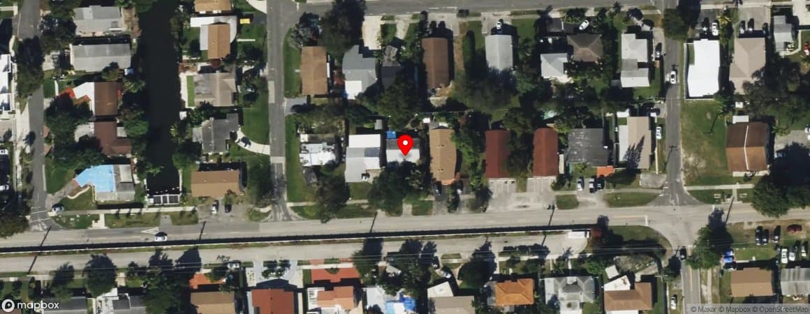 House image located at Hallandale, Florida, 33009