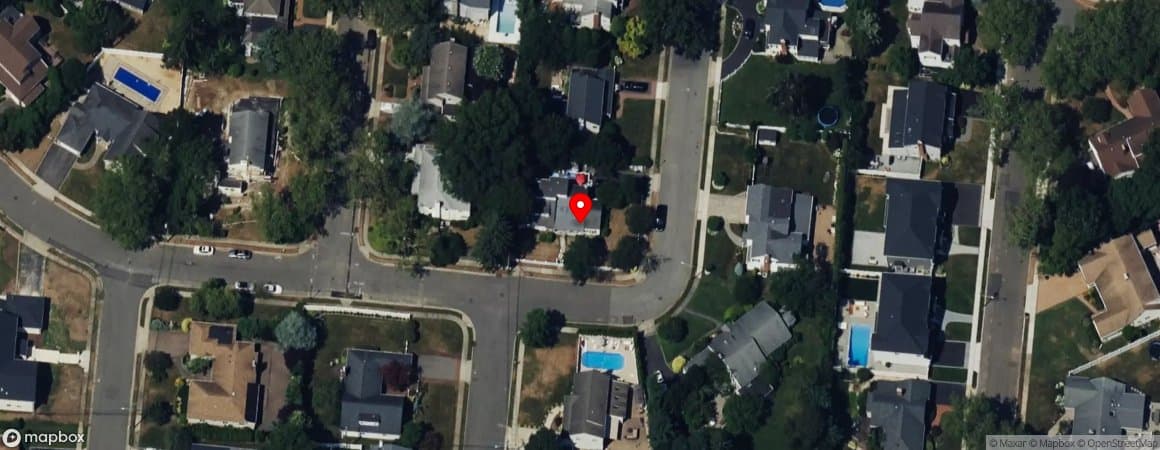 House image located at Hewlett, New York, 11557