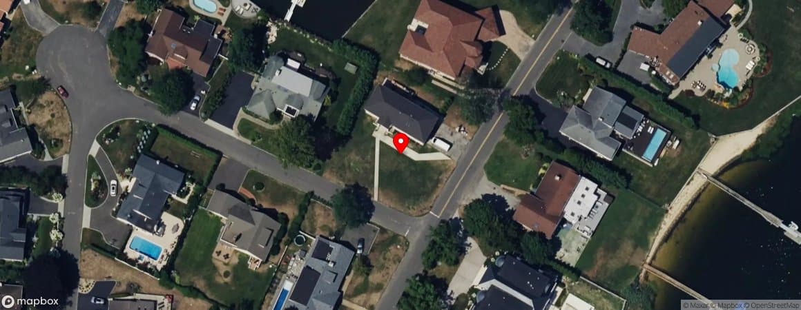 House image located at Hewlett, New York, 11557