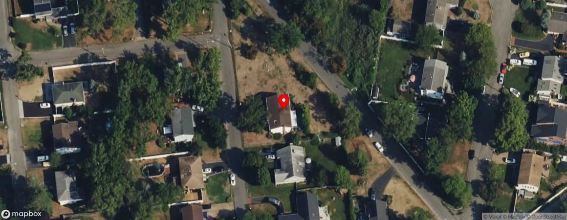House image located at Oakdale, New York, 11769