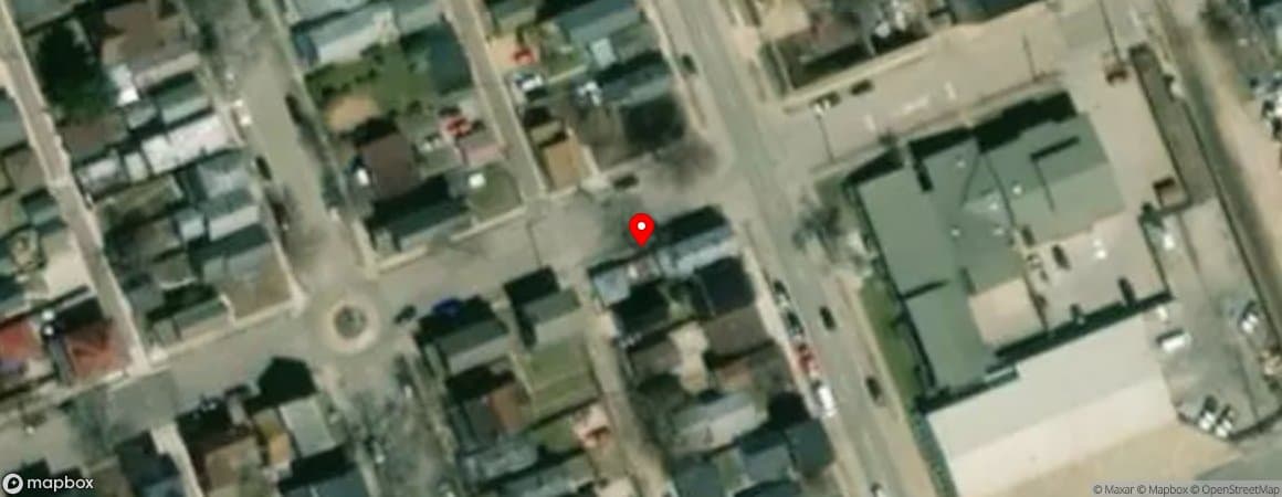 House image located at Dubuque, Iowa, 52001